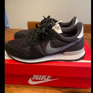 Nike Internationalist - used